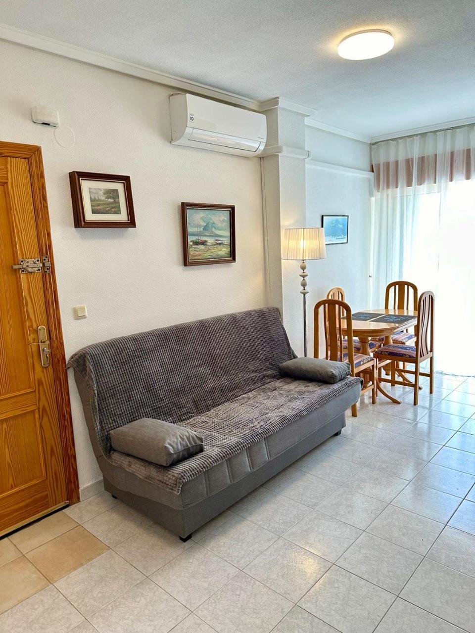 Apartamentos Avenida Diego Ramirez Torrevieja Exteriör bild